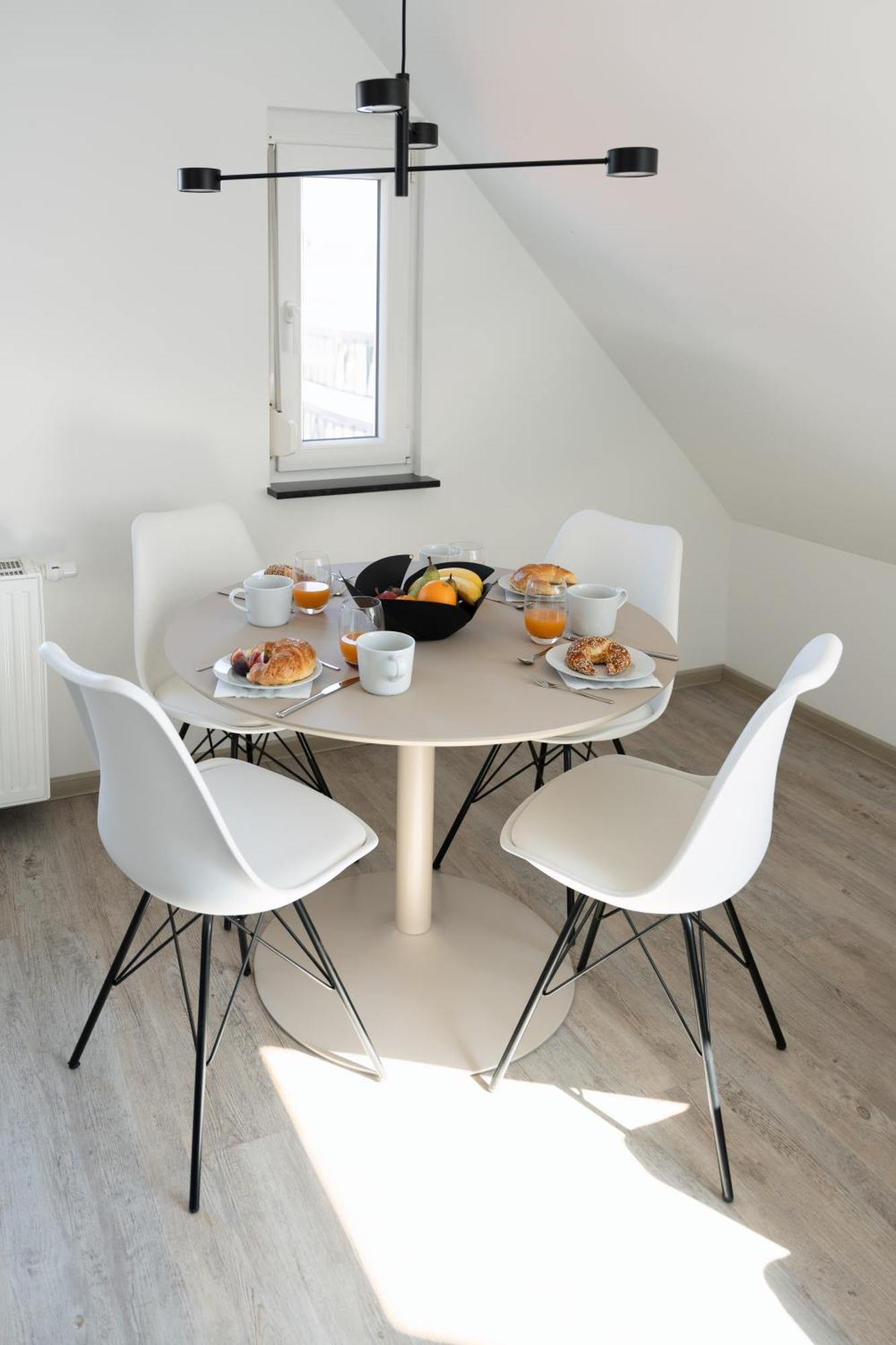 Maisonette - Stilvoll Und Ruhig, Urban Design, Yoga Kornwestheim Luaran gambar