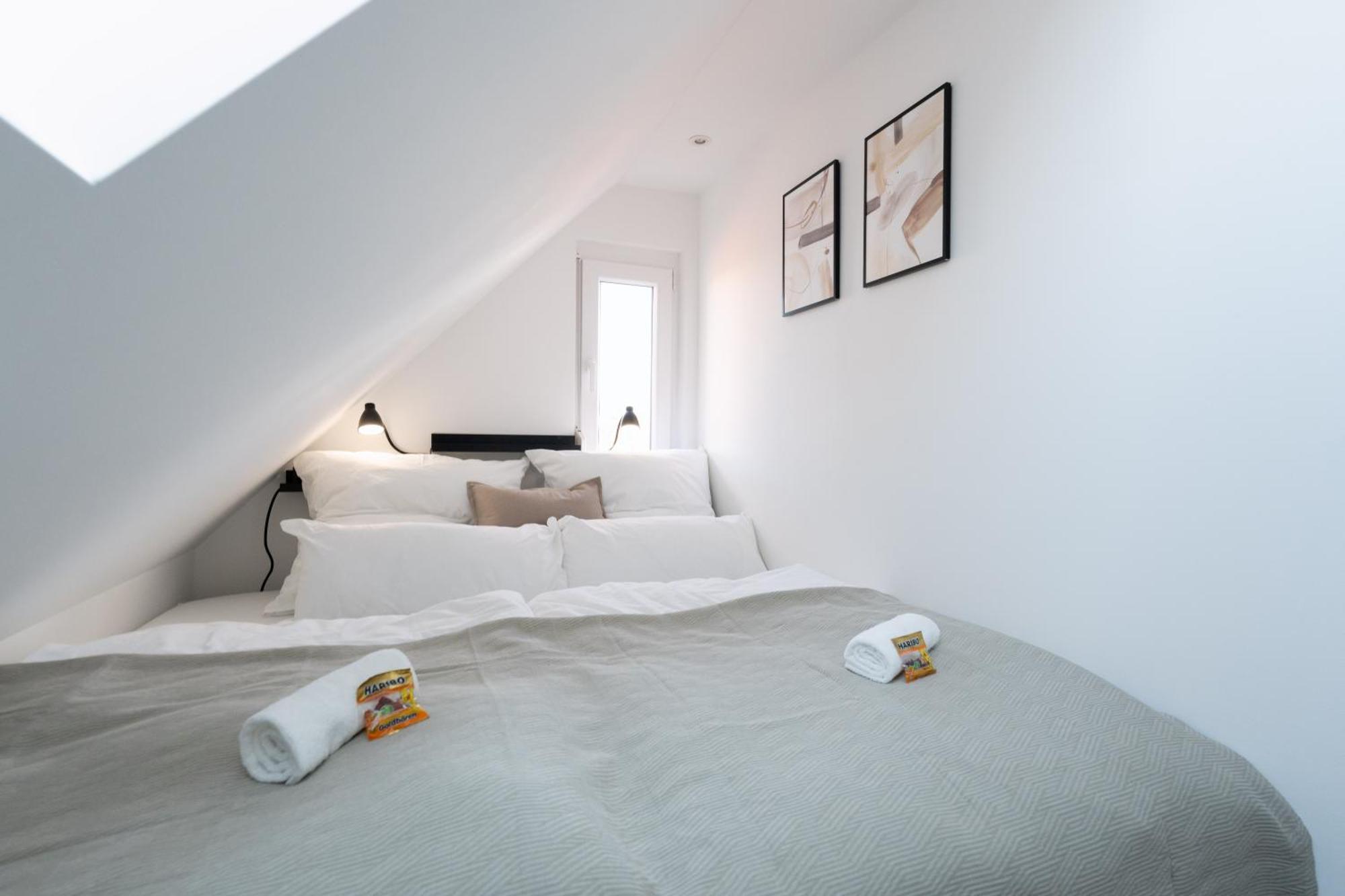 Maisonette - Stilvoll Und Ruhig, Urban Design, Yoga Kornwestheim Luaran gambar